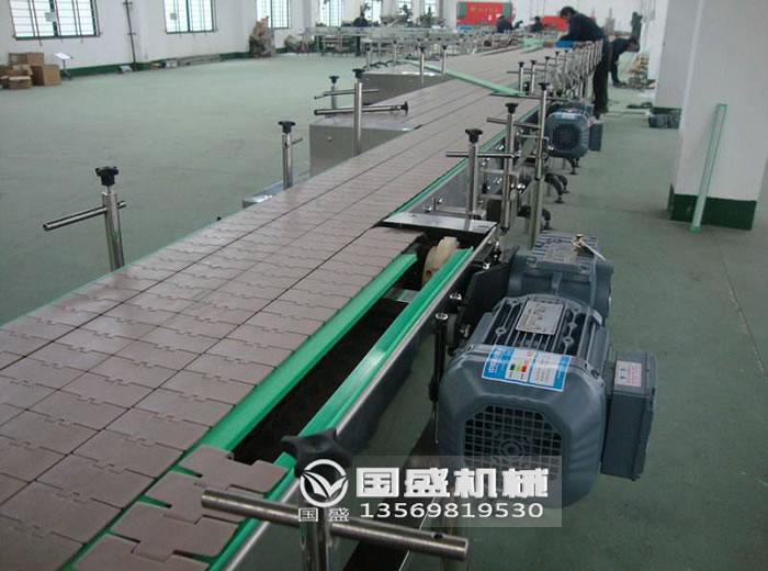 鏈板輸送機安裝